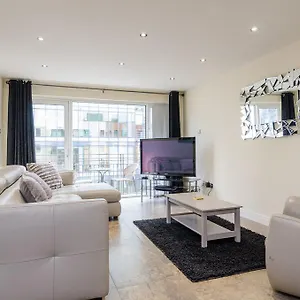 Apartment - Free Parking, Belfast